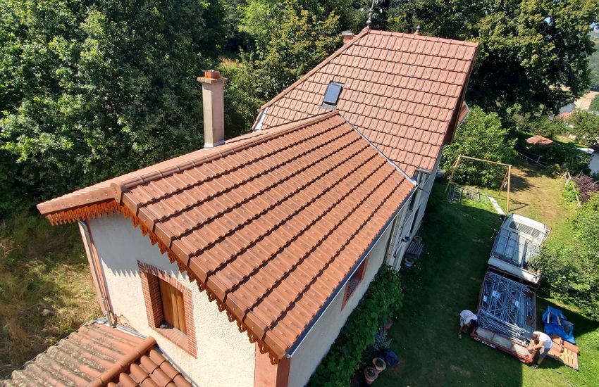 Rénovation d'une toiture à Sail-sous-Couzan