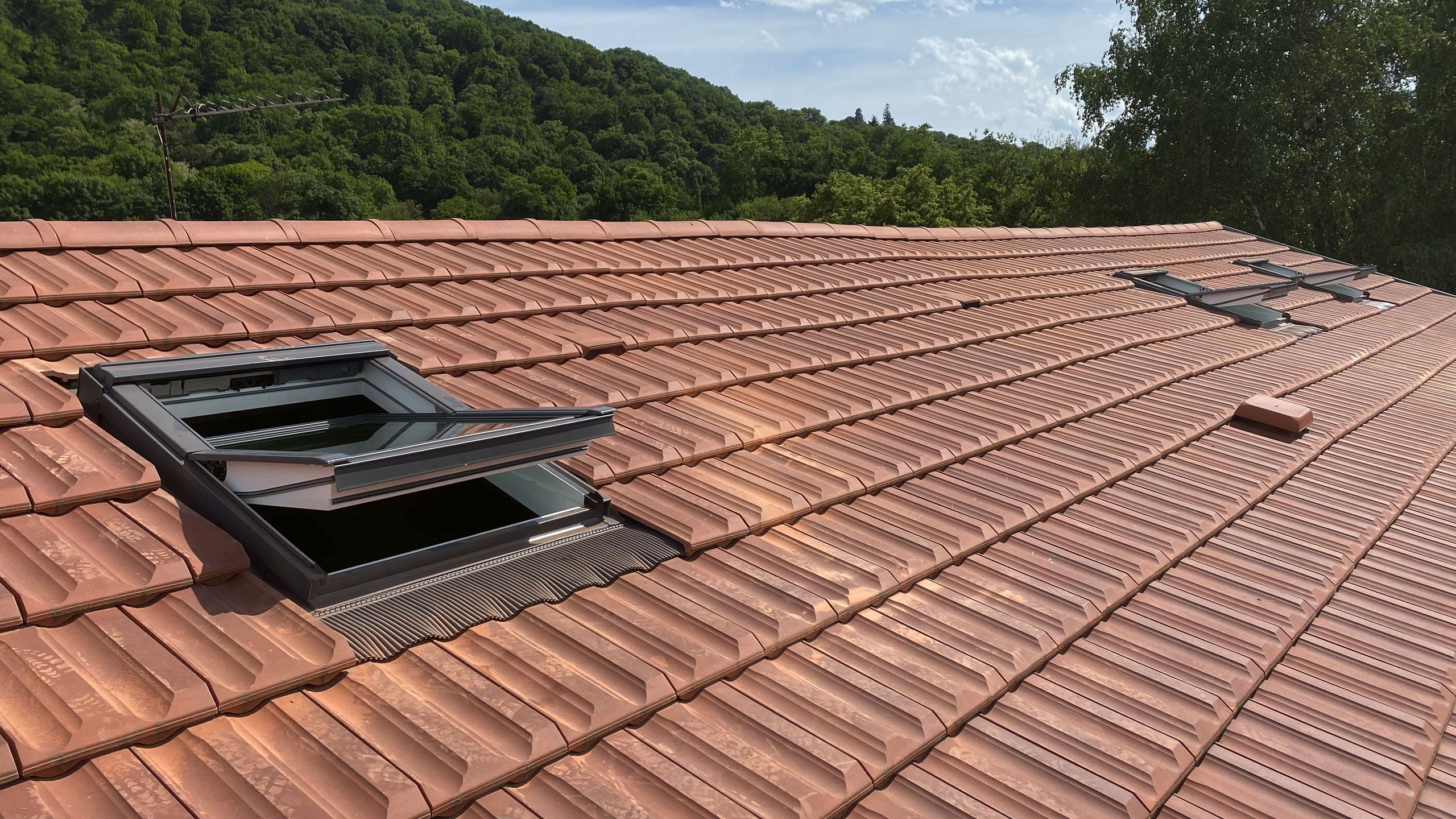 Pose de Velux sur le Forez
